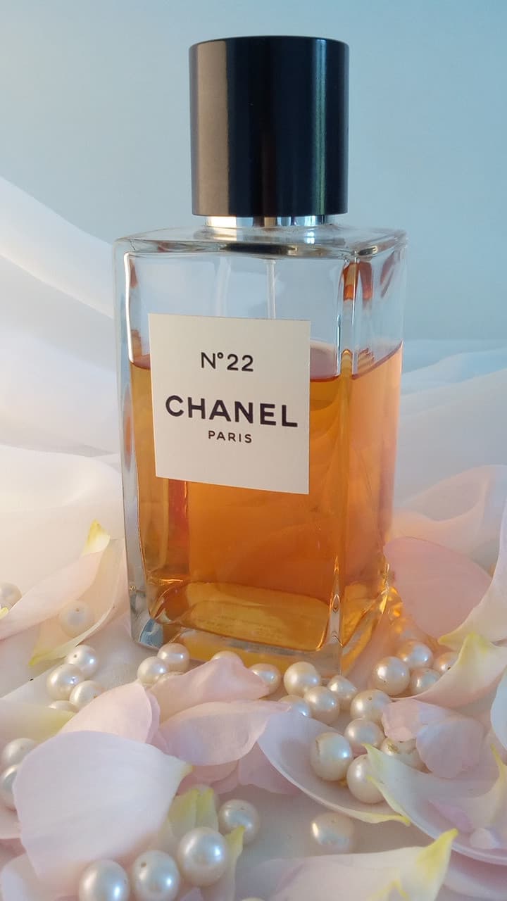Les Exclusifs de Chanel No 22 Chanel perfume - a fragrance for women 1922